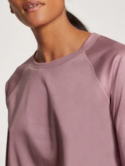 Calida Favourites Universe Langarm-Shirt, Raglanärmel -CALIDA-Shop Calida Favourites Blossom Langarm Shirt Raglanaermel violett 15035 324 3