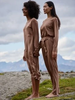 Calida 100% Nature Sleep Loungedress, Länge 120cm 11 Calida 100% Nature Sleep Loungedress, Länge 120cm -CALIDA-Shop Calida 100 Nature Sleep Loungedress braun 30557 078 neu 1