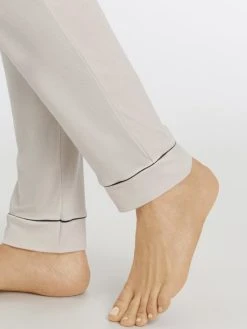 HANRO Natural Comfort Pyjama Lang, Durchgeknöpft 11 HANRO Natural Comfort Pyjama Lang, Durchgeknöpft -CALIDA-Shop Hanro Natural Comfort Pyjama lang durchgeknoepft weiss 077966 1809 3