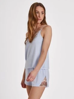 LASCANA Flower Meadow Kurz-Pyjama 8 LASCANA Flower Meadow Kurz-Pyjama -CALIDA-Shop Lascana Flower Meadow Shorty blau AK 250 47 LT BLUE 2