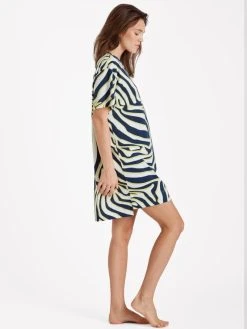 MEY Anh Kurzarm-Nachthemd, Länge 90cm 11 MEY Anh Kurzarm-Nachthemd, Länge 90cm -CALIDA-Shop Mey Anh Kurzarm Nachthemd Laenge 90cm gelb 17490 382 3