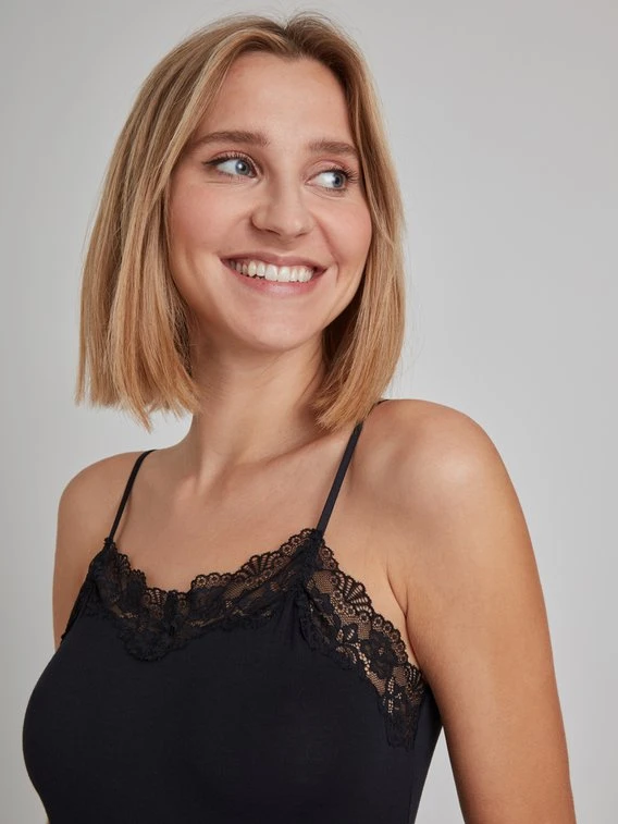 Nina Von C. Loungewear Easy 7/8-Pyjama 5 Nina Von C. Loungewear Easy 7/8-Pyjama – Bild 3