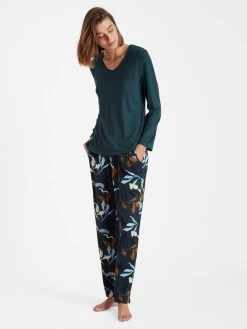 Nina Von C. Loungewear Harmony Lounge Pants 9 Nina Von C. Loungewear Harmony Lounge Pants -CALIDA-Shop Nina Von C Loungewear Harmony Lounge Pants gruen 16 268 905 910 3
