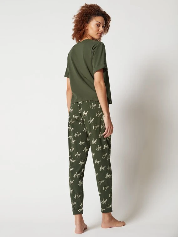 Every Night In Skiny Pyjama Mit T-Shirt 4 Every Night In Skiny Pyjama Mit T-Shirt – Bild 2