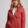 Superdry Loungewear Sweatjacke Mit Kapuze 2 Superdry Loungewear Sweatjacke Mit Kapuze -CALIDA-Shop Superdry Loungewear Sweat Jacke rot W2011869A 9BV