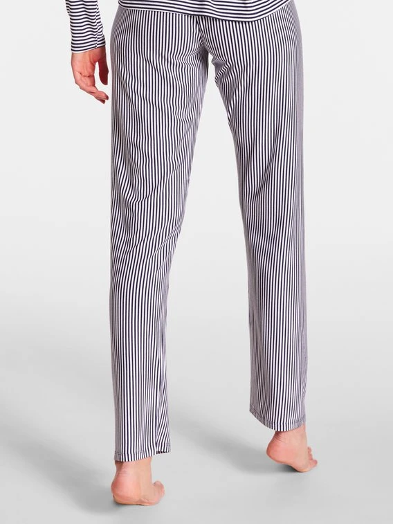 Tom Tailor Loungewear Gestreifte Hose Mit Logobund 4 Tom Tailor Loungewear Gestreifte Hose Mit Logobund – Bild 2